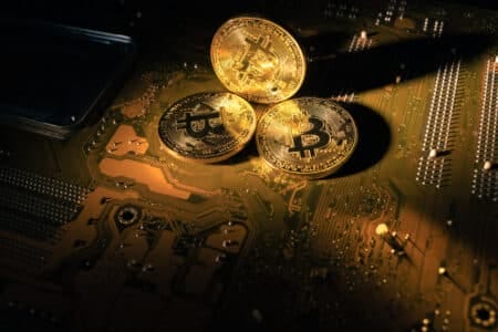 Métiers en demande et lucratifs dans les cryptomonnaies : opportunités et avenir